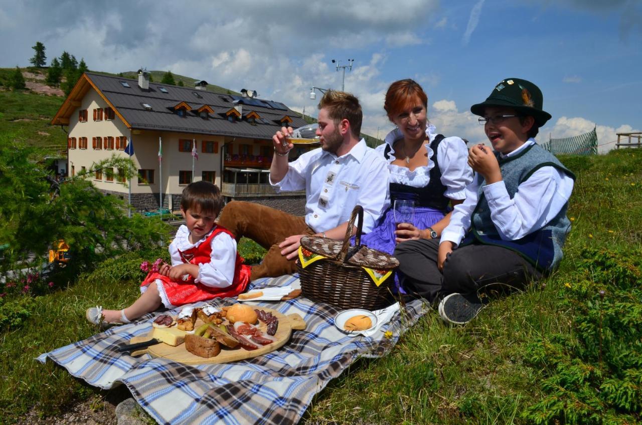 Rifugio Capanna Passo Valles Falcade Eksteriør billede