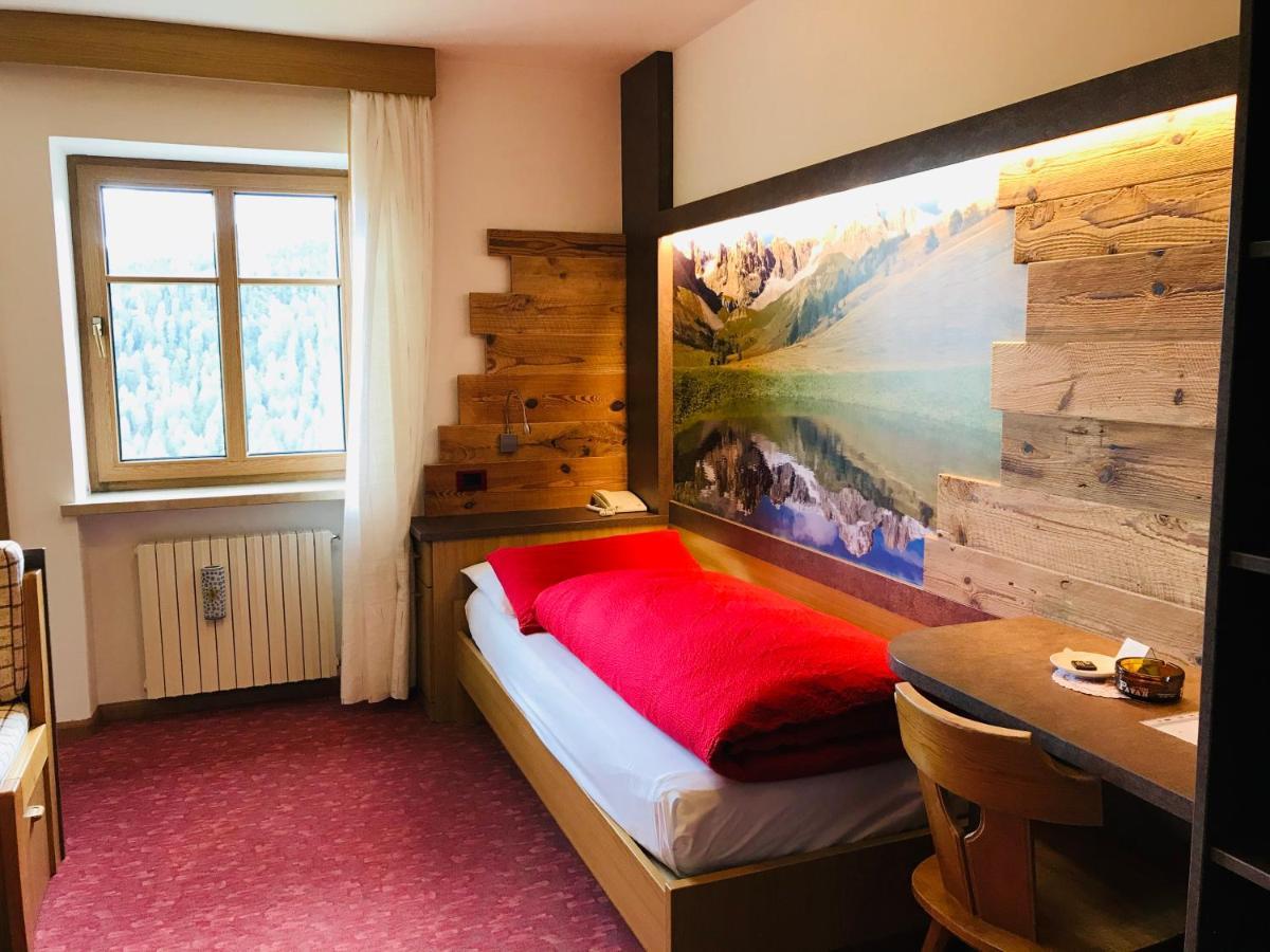 Rifugio Capanna Passo Valles Falcade Eksteriør billede