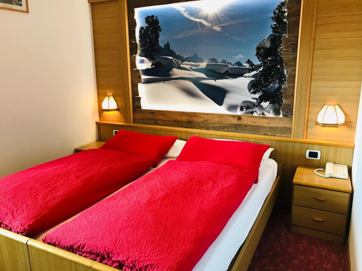 Rifugio Capanna Passo Valles Falcade Eksteriør billede